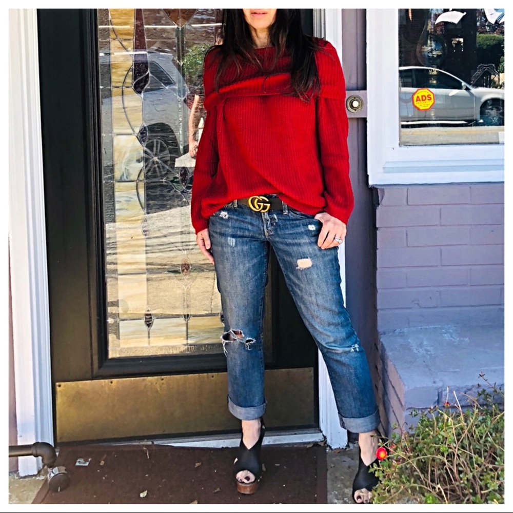 ✨LAST ONE ✨Red on or off the shoulder knit sweater - Picture 3 of 8